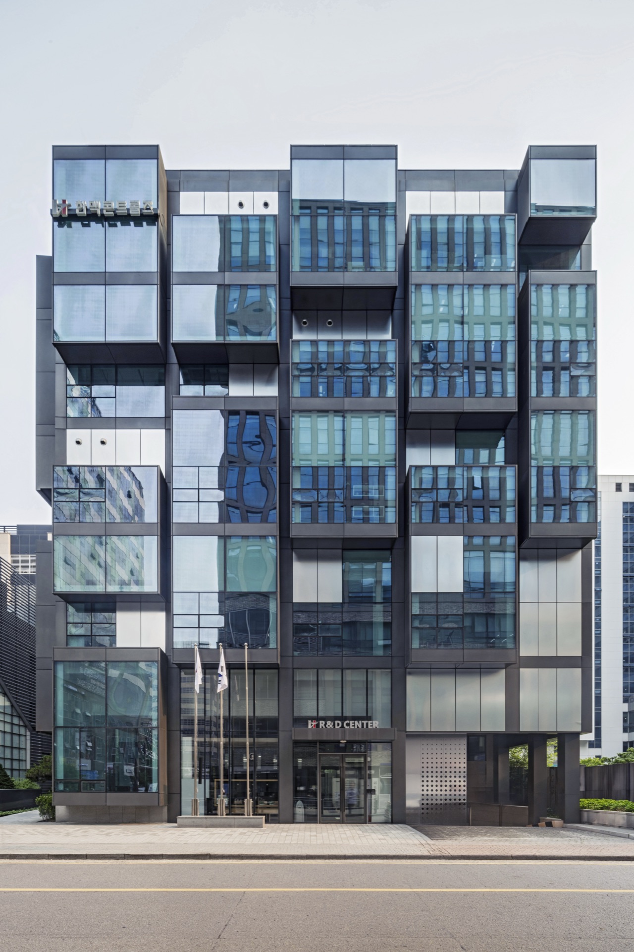 SHINSUNG CONSTRUCTION 건축·공간 사진 3