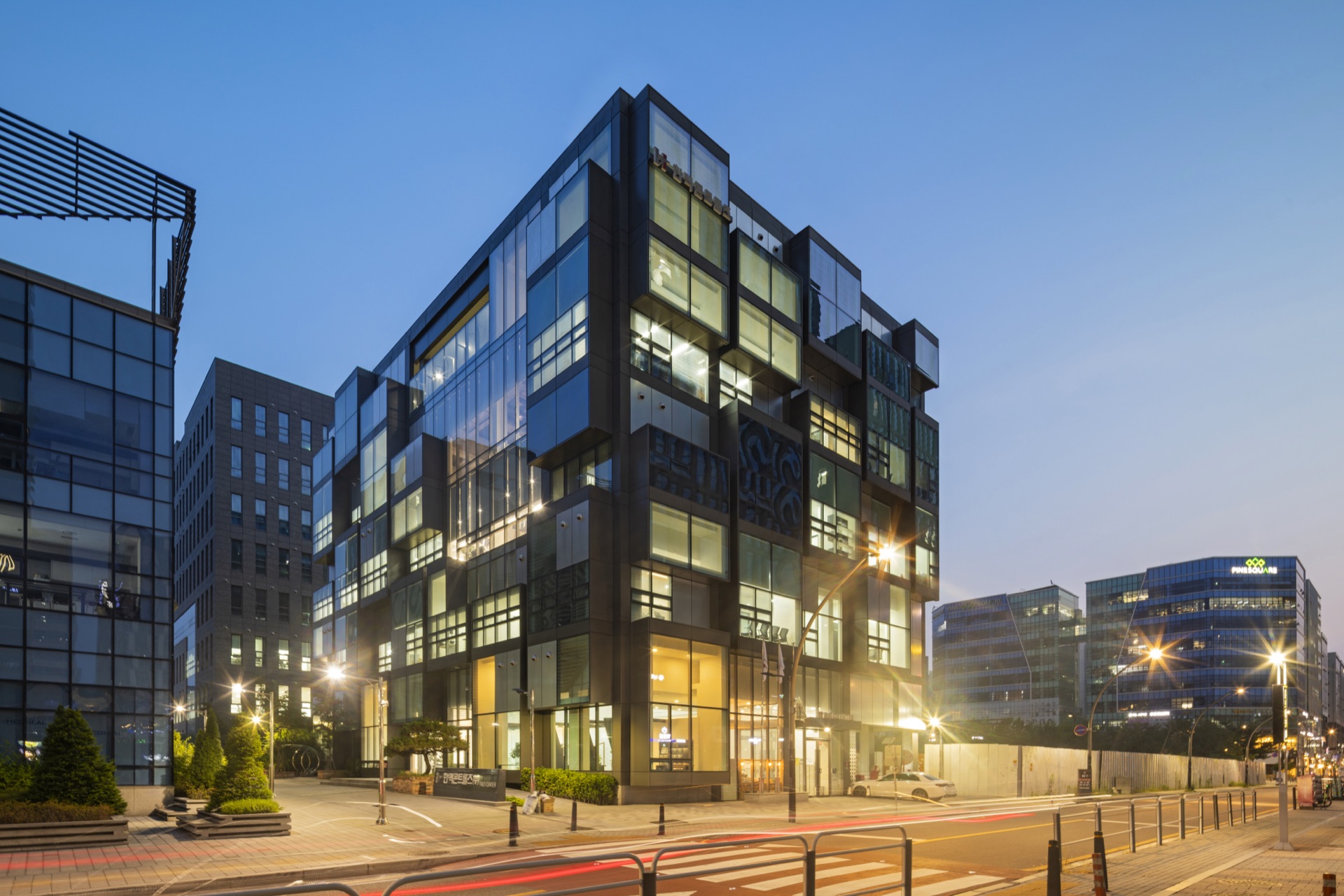 SHINSUNG CONSTRUCTION 건축·공간 사진 4